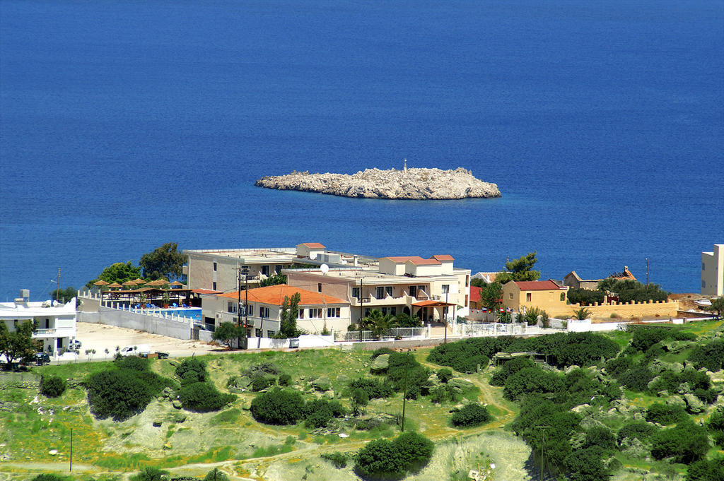 Seven Stars Hotel Karpathos Town  Exterior photo